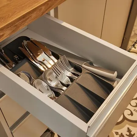 Stunning 3br 2bath Ac In Center - Santurd4 اسطنبول